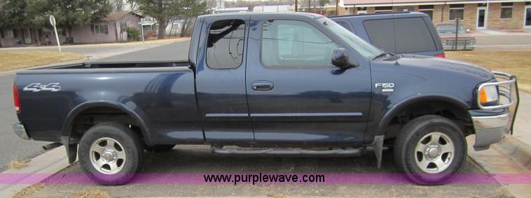image for item 2988 2003 Ford F150 XLT Supercab pickup truck