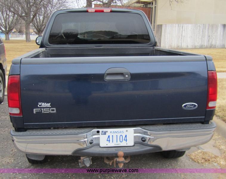 image for item 2988 2003 Ford F150 XLT Supercab pickup truck