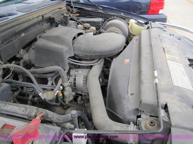 image for item 2988 2003 Ford F150 XLT Supercab pickup truck