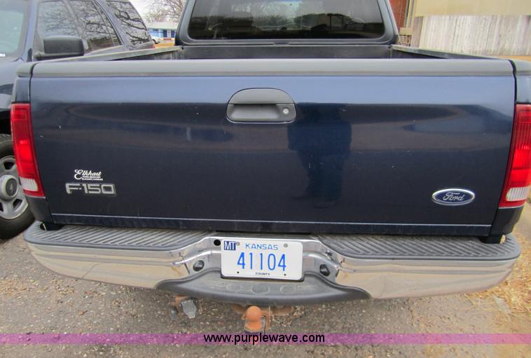 image for item 2988 2003 Ford F150 XLT Supercab pickup truck