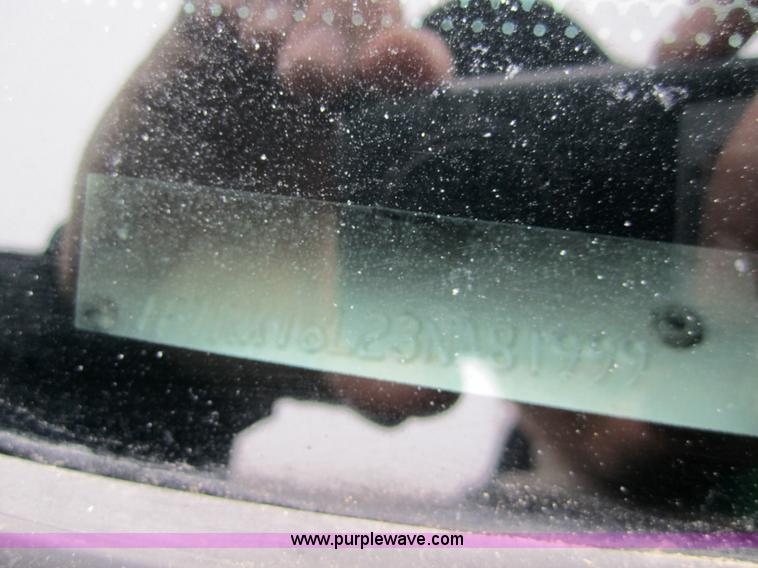 image for item 2988 2003 Ford F150 XLT Supercab pickup truck