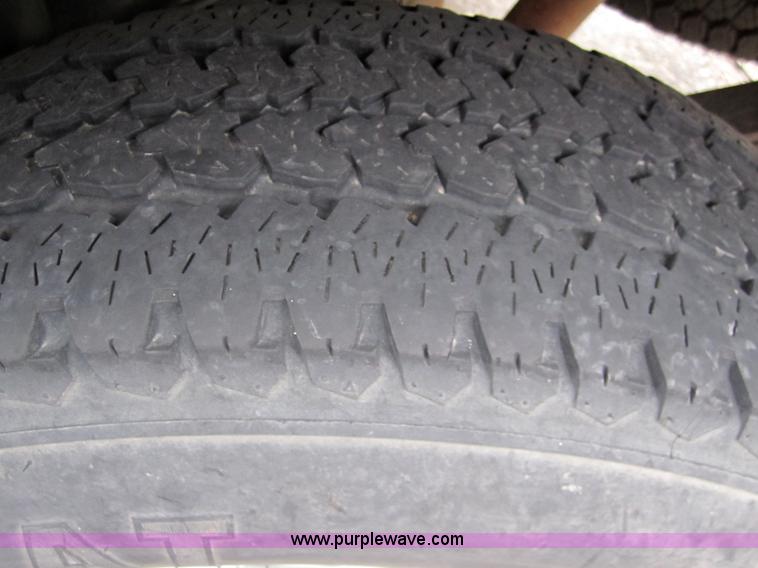 image for item 2988 2003 Ford F150 XLT Supercab pickup truck