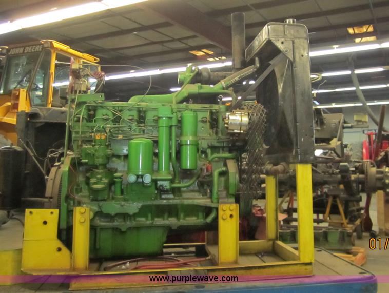 image for item 3276 John Deere 404 diesel engine