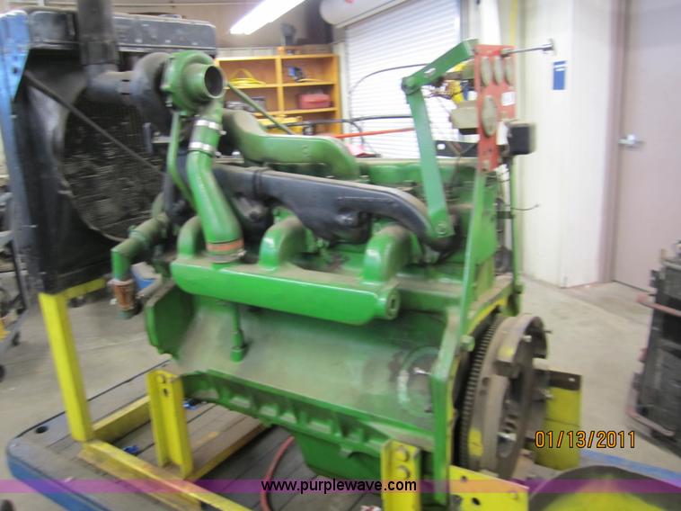image for item 3276 John Deere 404 diesel engine