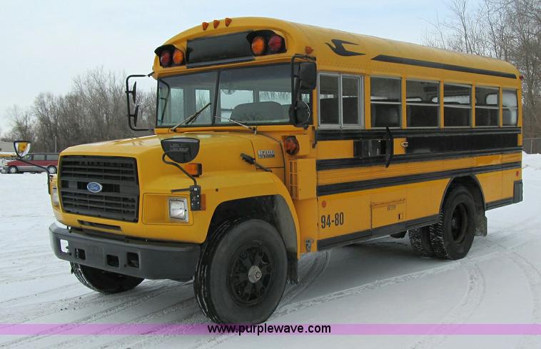 image for item 3599 1994 Ford B700 school bus