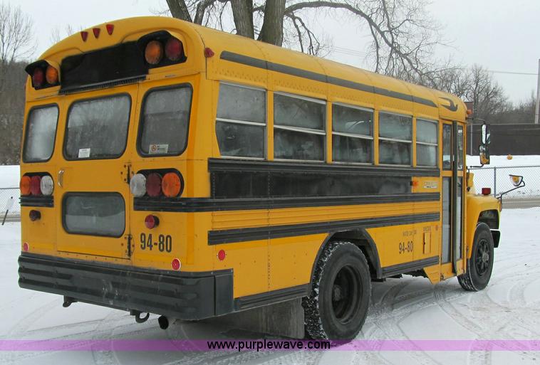 image for item 3599 1994 Ford B700 school bus