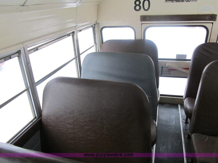 image for item 3599 1994 Ford B700 school bus