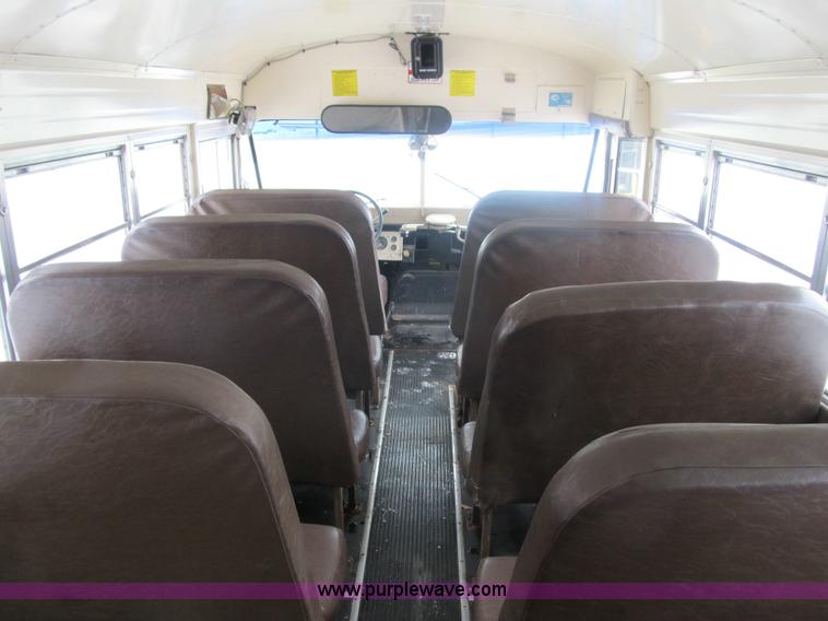 image for item 3599 1994 Ford B700 school bus