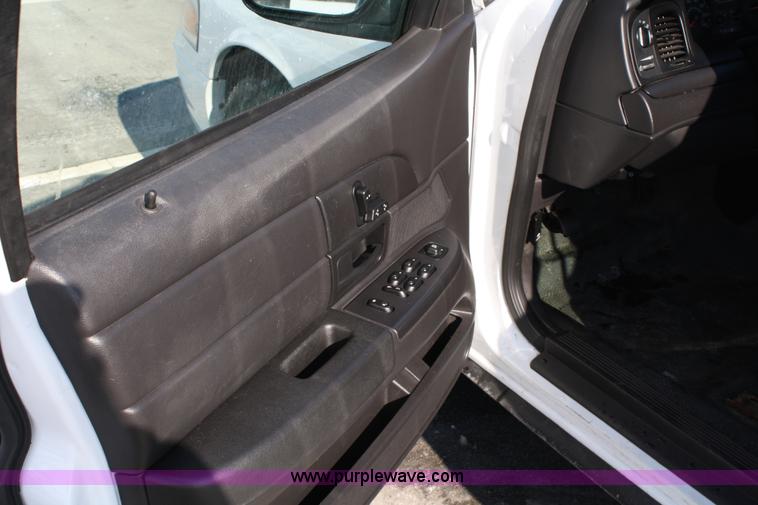 image for item 4747 2008 Ford Crown Victoria Police Interceptor