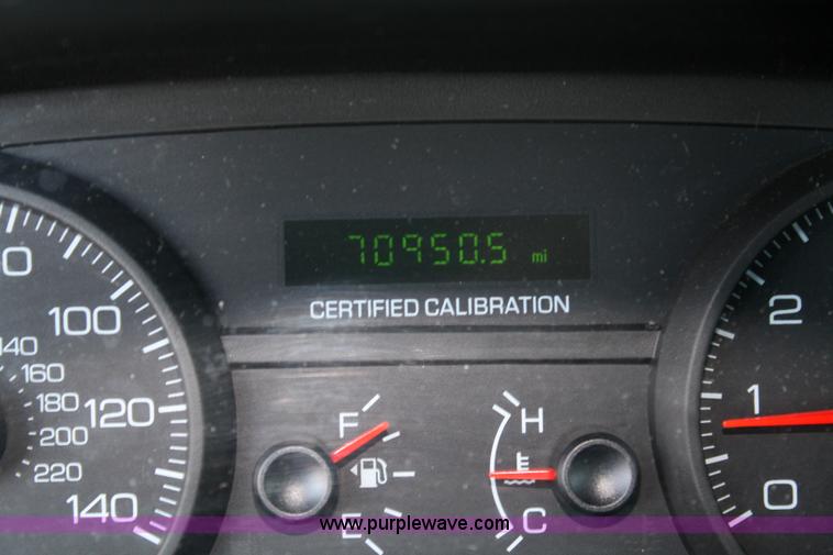 image for item 4747 2008 Ford Crown Victoria Police Interceptor