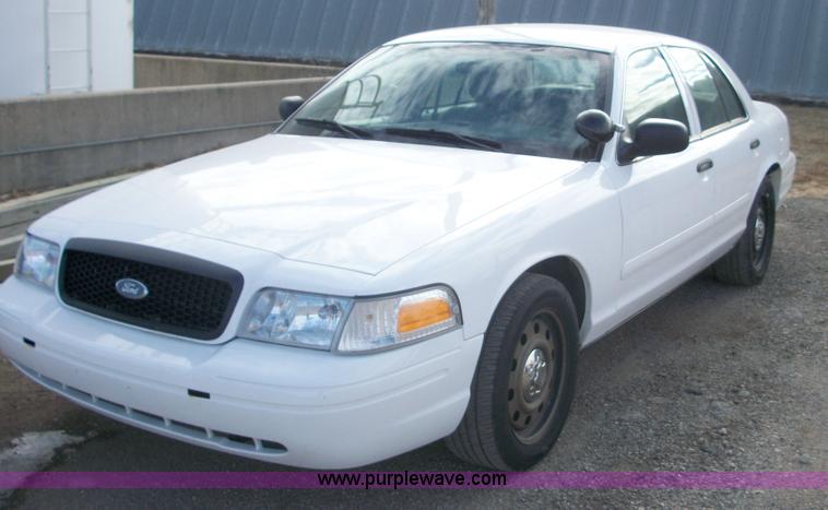 image for item 5123 2008 Ford Crown Victoria Police Interceptor