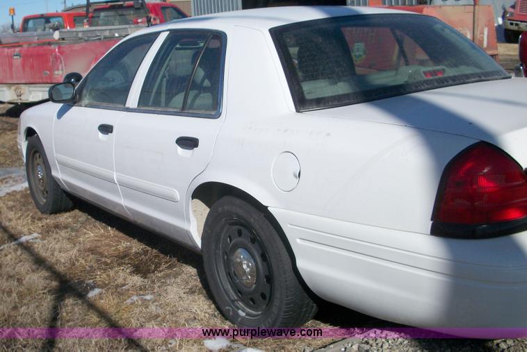 image for item 5123 2008 Ford Crown Victoria Police Interceptor