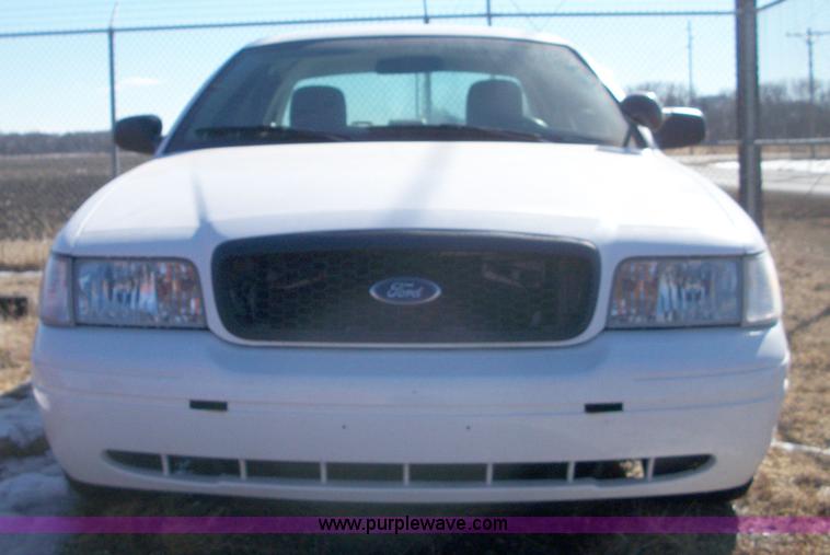 image for item 5123 2008 Ford Crown Victoria Police Interceptor