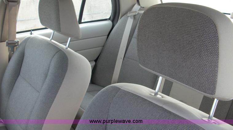 image for item 5123 2008 Ford Crown Victoria Police Interceptor