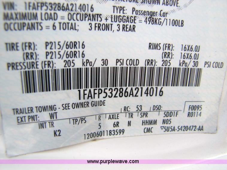 image for item 5211 2006 Ford Taurus SE