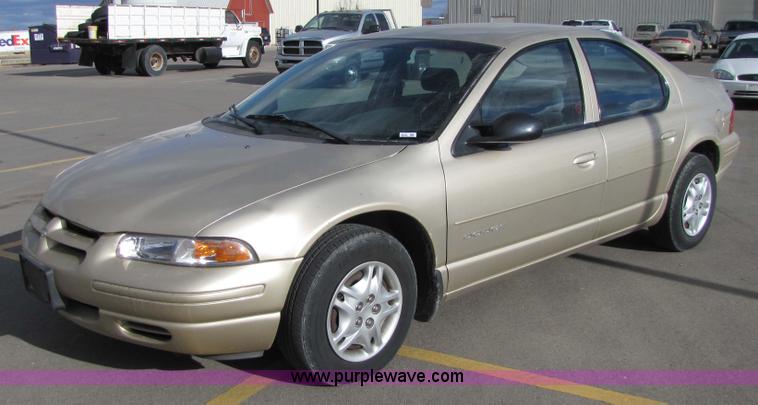 image for item 5212 2000 Dodge Stratus SE