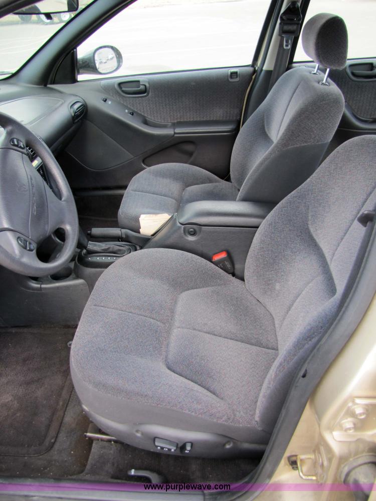 image for item 5212 2000 Dodge Stratus SE