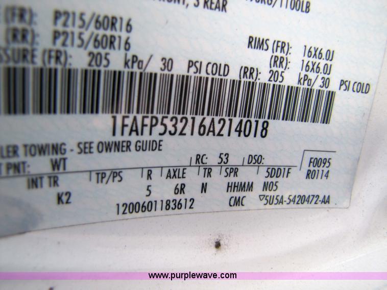 image for item 5213 2006 Ford Taurus SE