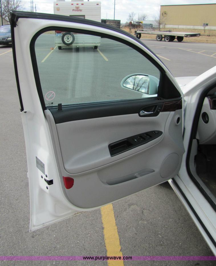 image for item 5214 2007 Chevrolet Impala LS