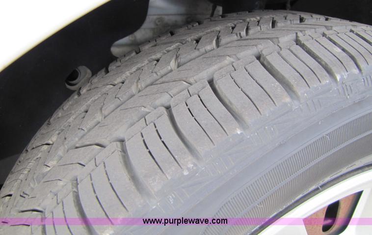 image for item 5215 2006 Ford Taurus SE