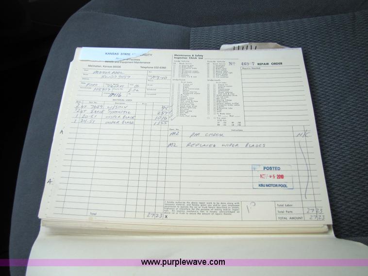 image for item 5216 2006 Ford Taurus SE