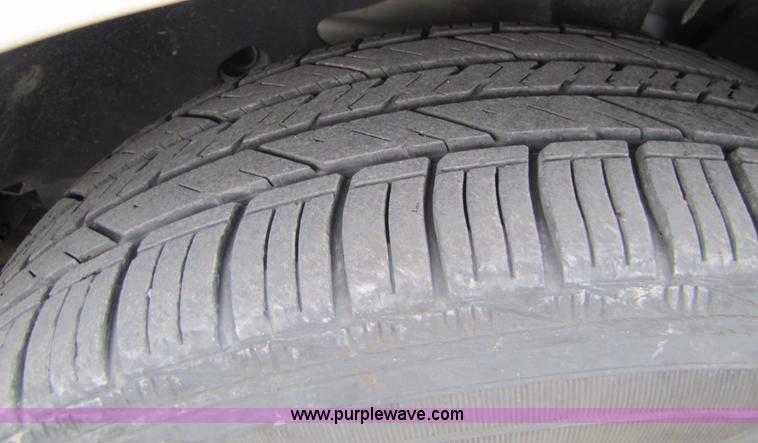 image for item 5217 2006 Ford Taurus SE