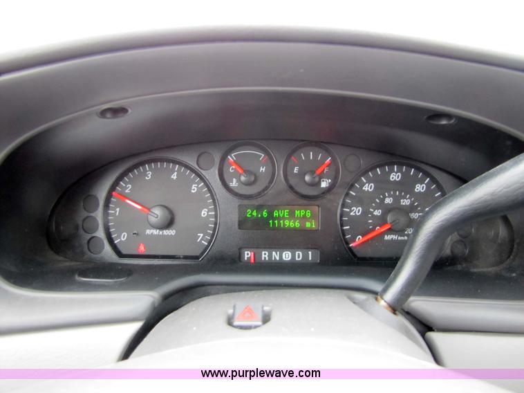 image for item 5217 2006 Ford Taurus SE