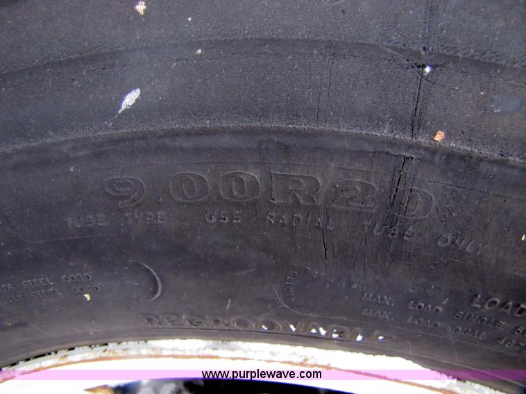 image for item 5226 1992 International 3800 Carpenter 47 passenger school bus