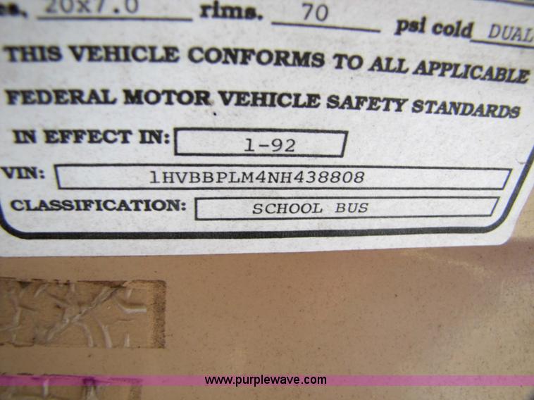 image for item 5226 1992 International 3800 Carpenter 47 passenger school bus