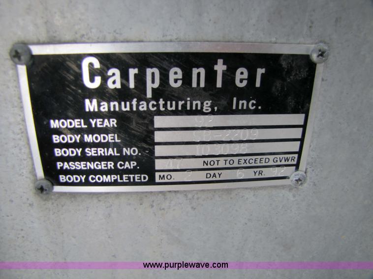 image for item 5226 1992 International 3800 Carpenter 47 passenger school bus