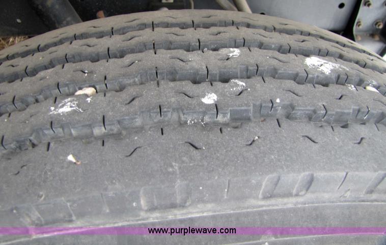 image for item 5226 1992 International 3800 Carpenter 47 passenger school bus