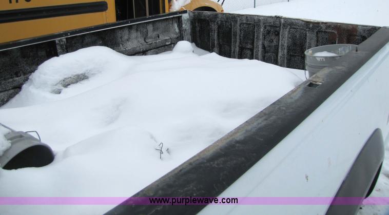 image for item 5227 1989 GMC K2500 SL Sierra  pickup truck