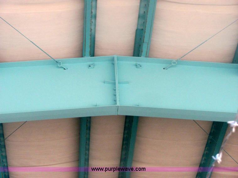 image for item 6120 1987 steel hangar building