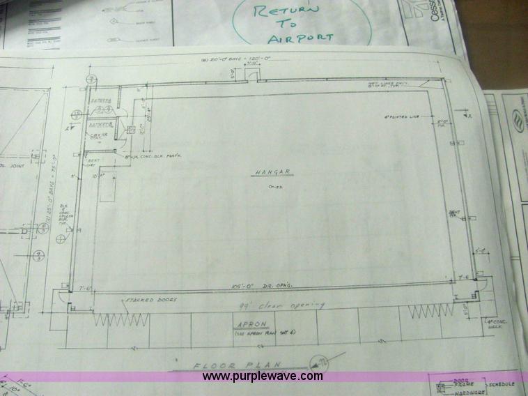 image for item 6120 1987 steel hangar building