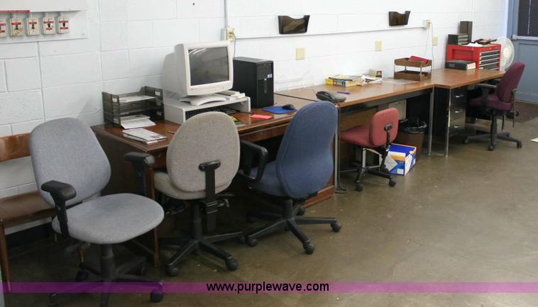image for item 6189 Assorted office supplies