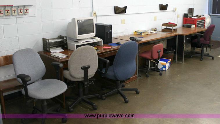 image for item 6189 Assorted office supplies