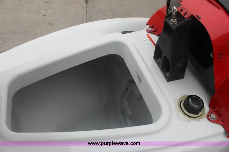 image for item 6283 2004 Polaris 1200 Genesis jet ski