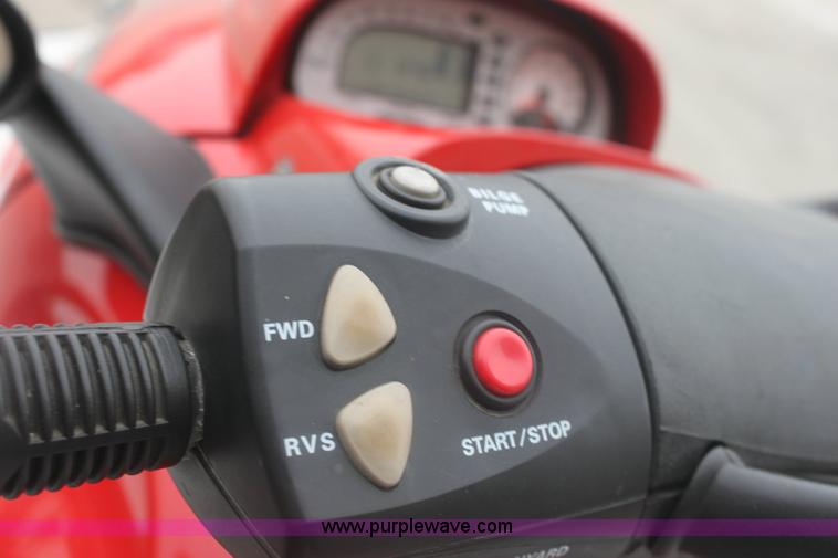 image for item 6283 2004 Polaris 1200 Genesis jet ski