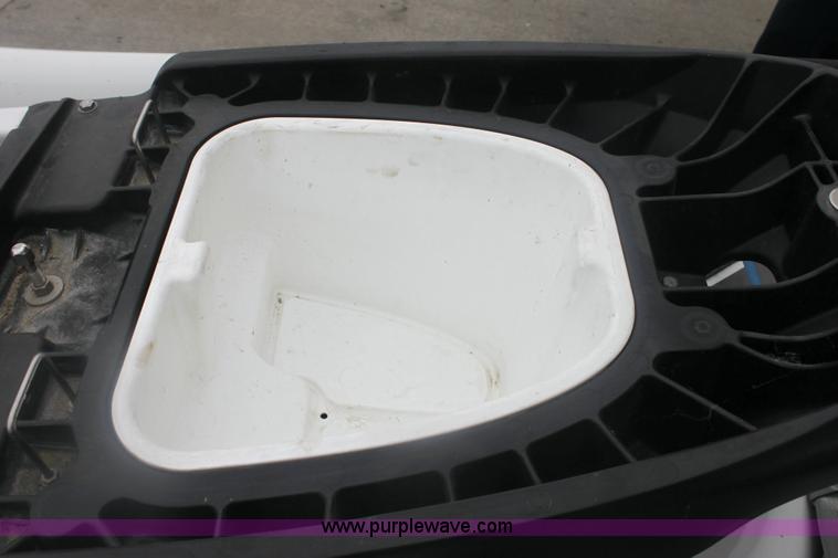 image for item 6283 2004 Polaris 1200 Genesis jet ski