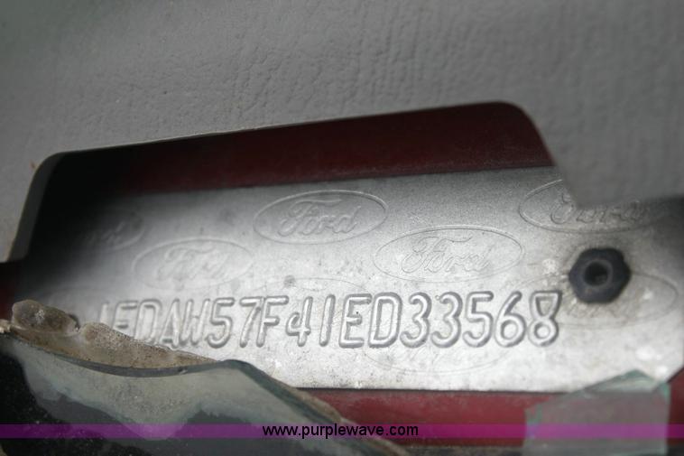 image for item 6284 2001 Ford F550 XLT Super Duty pickup truck