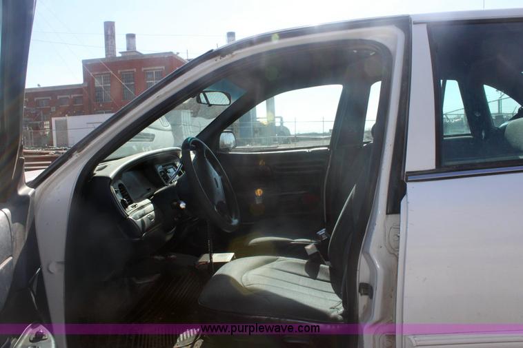 image for item 6292 1996 Ford Crown Victoria Police Interceptor
