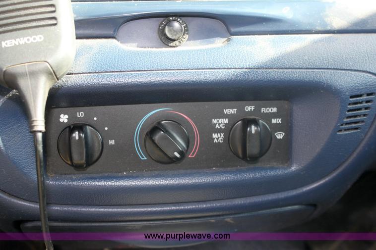 image for item 6292 1996 Ford Crown Victoria Police Interceptor