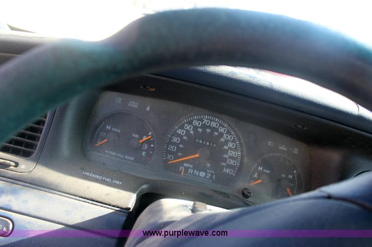 image for item 6292 1996 Ford Crown Victoria Police Interceptor