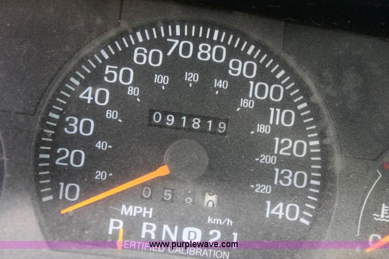 image for item 6292 1996 Ford Crown Victoria Police Interceptor