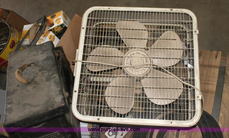 image for item 6293 Assorted tools