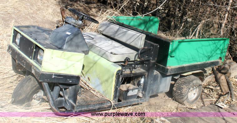 image for item 6295 Cushman utility vehicle