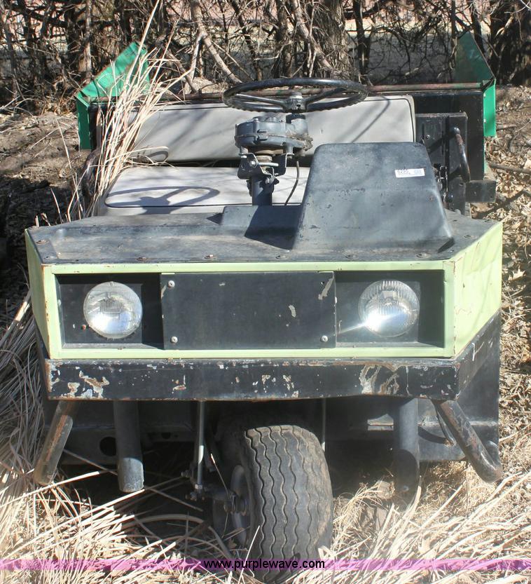 image for item 6295 Cushman utility vehicle