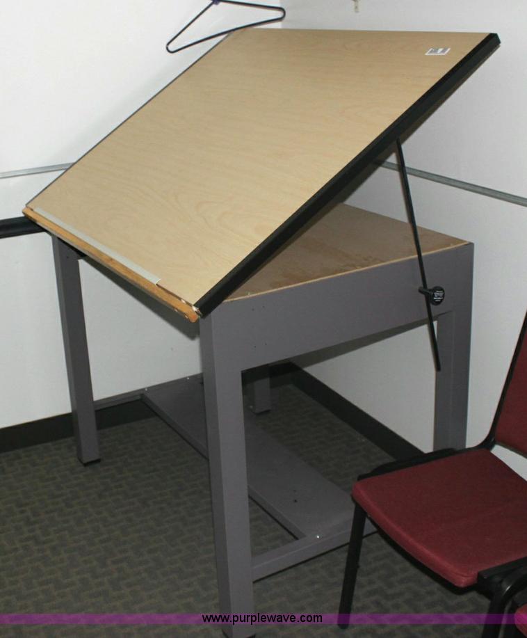 image for item 6306 Drafting table