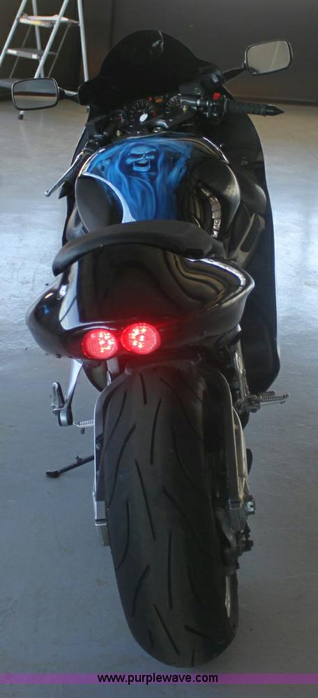 image for item 6307 2004 Suzuki Hayabusa GSX 1300R motorcycle