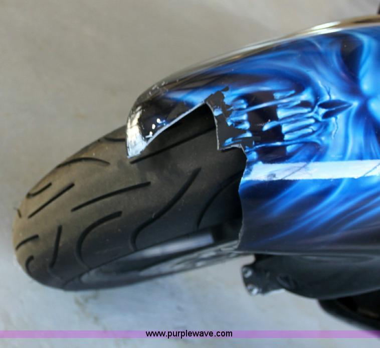 image for item 6307 2004 Suzuki Hayabusa GSX 1300R motorcycle